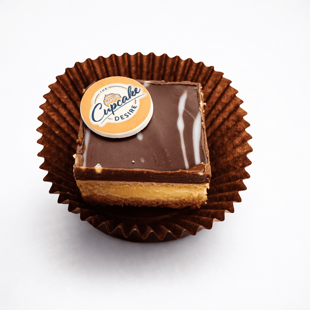 Chocolate caramel Mars cake slice