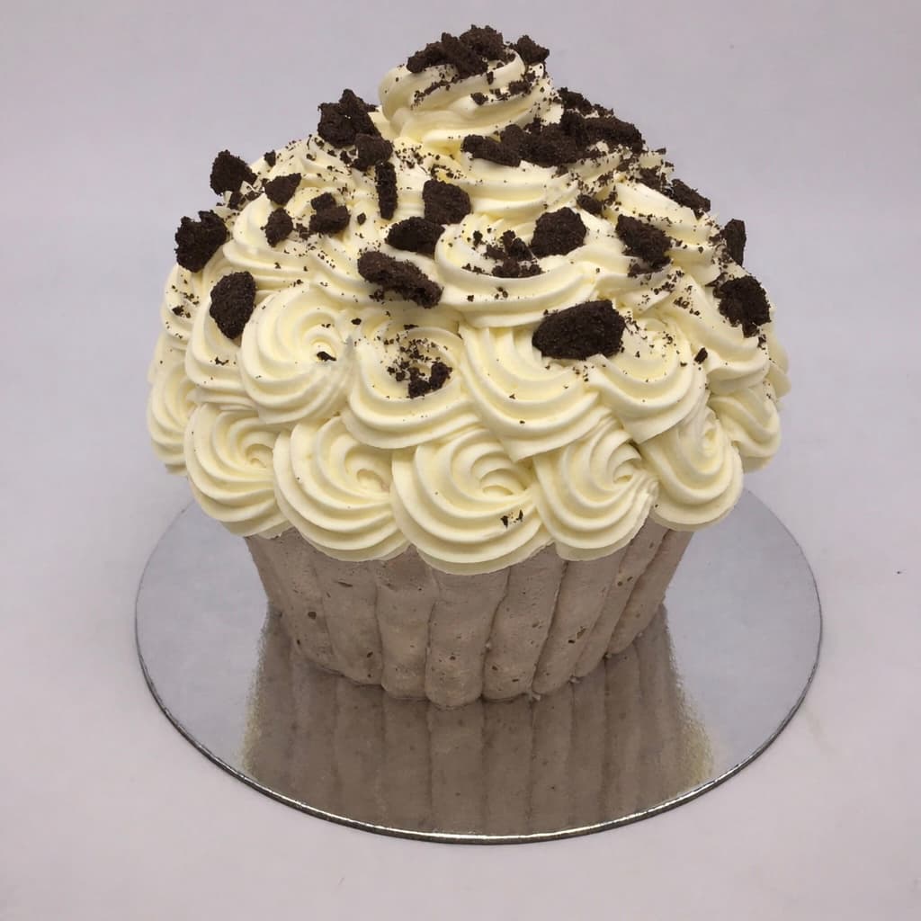 Deluxe Giant Cupcake — Cookies and Cream