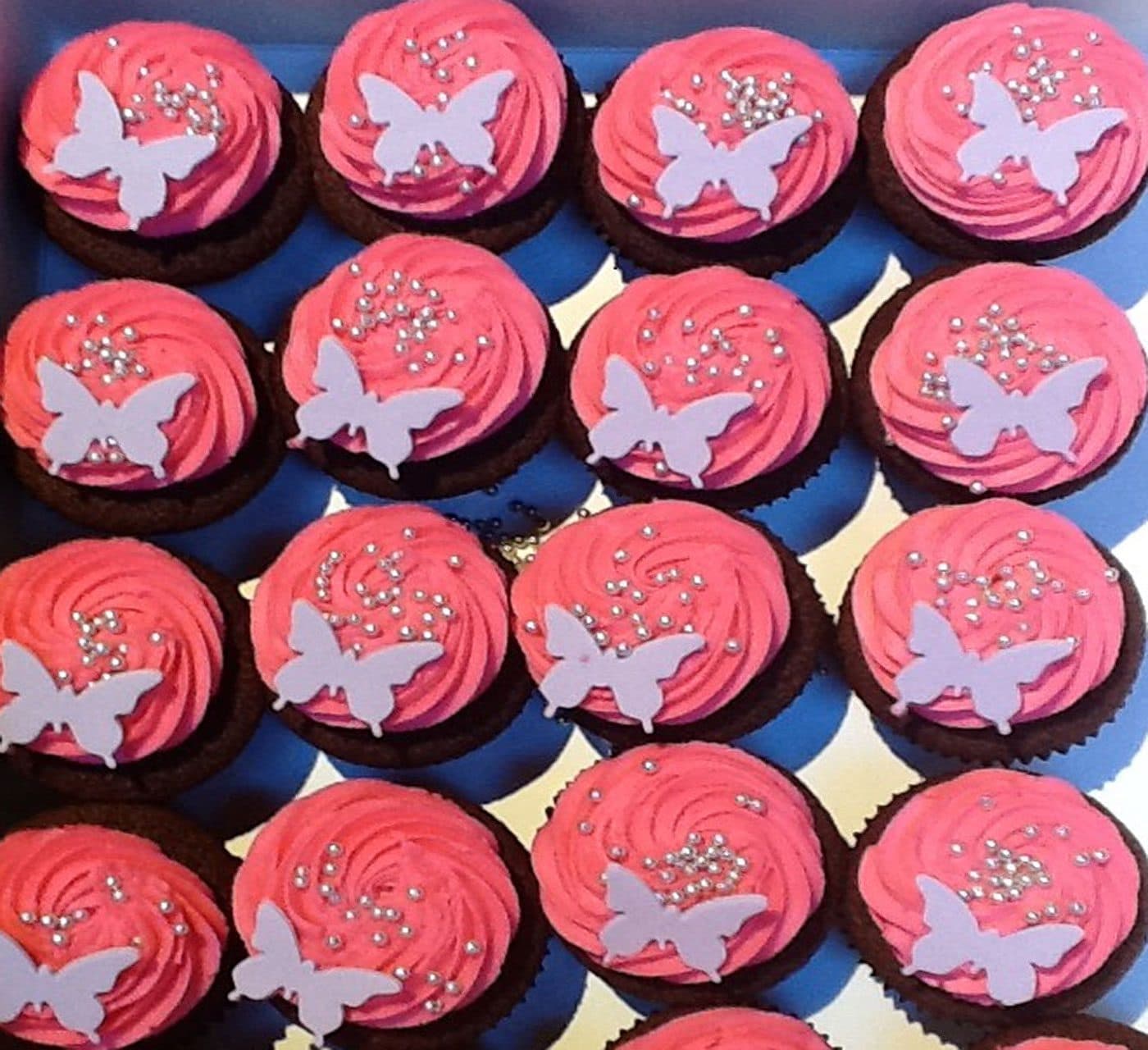 Box of 12 Wedding Cupcakes